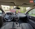 Черный Рено Меган, объемом двигателя 1.6 л и пробегом 240 тыс. км за 5000 $, фото 6 на Automoto.ua