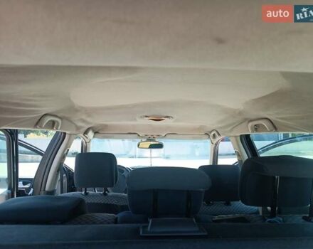 Рено Меган 2004 в Черновцах на Automoto.ua Черный Рено Меган, объемом двигателя 1.46 л и пробегом 407 тыс. км за 4300 $, фото 3 на Automoto.ua