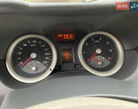 Чорний Рено Меган, об'ємом двигуна 1.6 л та пробігом 289 тис. км за 4200 $, фото 22 на Automoto.ua