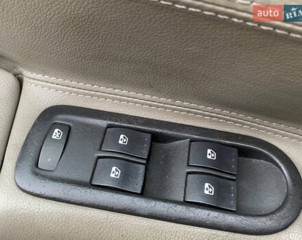 Чорний Рено Меган, об'ємом двигуна 1.6 л та пробігом 289 тис. км за 4200 $, фото 19 на Automoto.ua