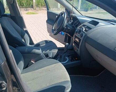 Рено Меган 2004 в Черновцах на Automoto.ua Черный Рено Меган, объемом двигателя 1.46 л и пробегом 407 тыс. км за 4300 $, фото 13 на Automoto.ua