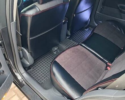 Черный Рено Меган, объемом двигателя 1.6 л и пробегом 206 тыс. км за 6300 $, фото 11 на Automoto.ua