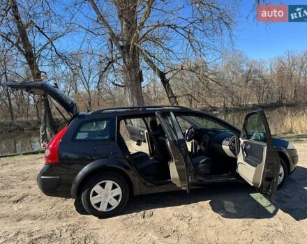 Черный Рено Меган, объемом двигателя 1.6 л и пробегом 168 тыс. км за 4950 $, фото 89 на Automoto.ua