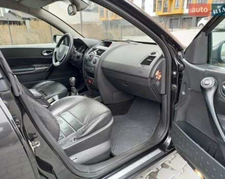 Чорний Рено Меган, об'ємом двигуна 2 л та пробігом 285 тис. км за 4200 $, фото 15 на Automoto.ua