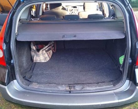 Черный Рено Меган, объемом двигателя 1.9 л и пробегом 258 тыс. км за 4000 $, фото 5 на Automoto.ua