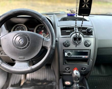 Рено Меган 2004 у Сумах на Automoto.ua Чорний Рено Меган, об'ємом двигуна 1.9 л та пробігом 200 тис. км за 3200 $, фото 7 на Automoto.ua