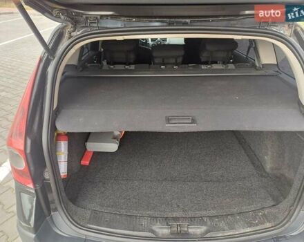 Черный Рено Меган, объемом двигателя 1.6 л и пробегом 176 тыс. км за 4500 $, фото 7 на Automoto.ua