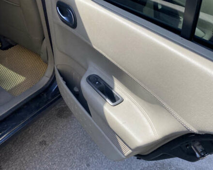 Рено Меган 2005 у Броварах на Automoto.ua Чорний Рено Меган, об'ємом двигуна 1.46 л та пробігом 345 тис. км за 4300 $, фото 15 на Automoto.ua