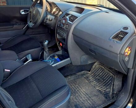 Черный Рено Меган, объемом двигателя 1.5 л и пробегом 230 тыс. км за 4850 $, фото 4 на Automoto.ua