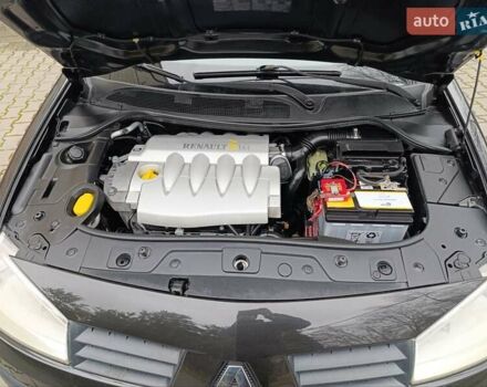 Черный Рено Меган, объемом двигателя 1.6 л и пробегом 223 тыс. км за 4399 $, фото 30 на Automoto.ua