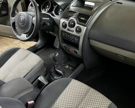 Черный Рено Меган, объемом двигателя 1.6 л и пробегом 204 тыс. км за 5500 $, фото 16 на Automoto.ua