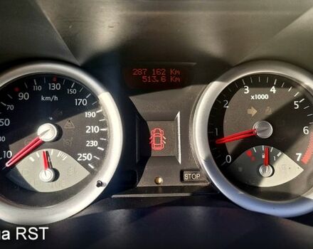 Черный Рено Меган, объемом двигателя 1.6 л и пробегом 287 тыс. км за 4250 $, фото 4 на Automoto.ua