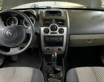 Черный Рено Меган, объемом двигателя 1.6 л и пробегом 204 тыс. км за 5199 $, фото 13 на Automoto.ua