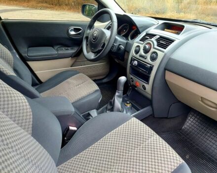 Черный Рено Меган, объемом двигателя 0 л и пробегом 250 тыс. км за 4400 $, фото 5 на Automoto.ua