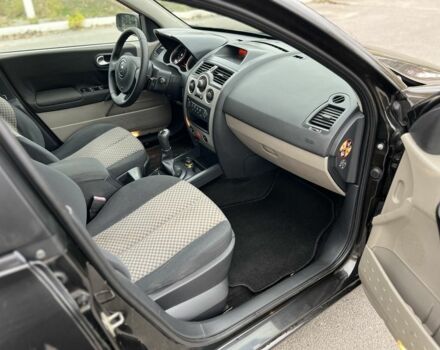 Черный Рено Меган, объемом двигателя 1.6 л и пробегом 204 тыс. км за 5199 $, фото 19 на Automoto.ua