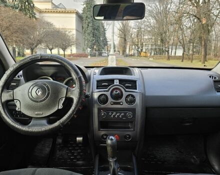 Черный Рено Меган, объемом двигателя 1.5 л и пробегом 200 тыс. км за 3200 $, фото 12 на Automoto.ua