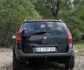 Чорний Рено Меган, об'ємом двигуна 2 л та пробігом 270 тис. км за 4600 $, фото 5 на Automoto.ua
