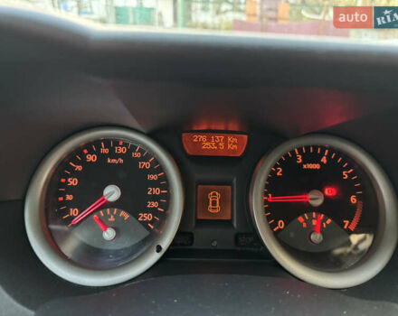 Чорний Рено Меган, об'ємом двигуна 1.6 л та пробігом 276 тис. км за 4700 $, фото 5 на Automoto.ua