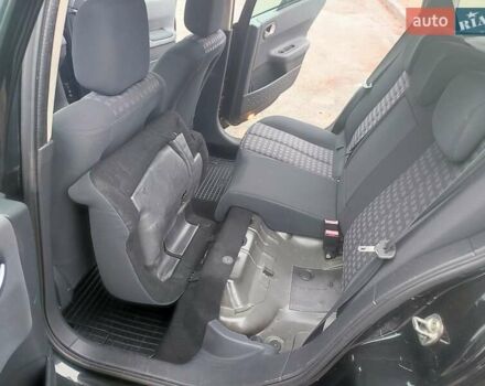 Чорний Рено Меган, об'ємом двигуна 1.6 л та пробігом 163 тис. км за 5600 $, фото 32 на Automoto.ua