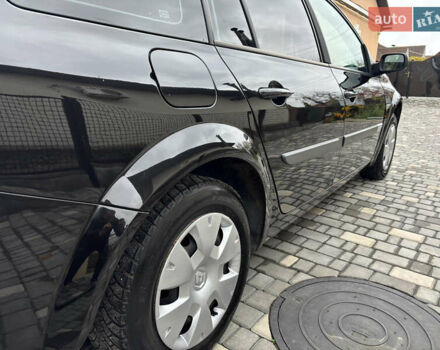 Черный Рено Меган, объемом двигателя 1.6 л и пробегом 229 тыс. км за 5100 $, фото 8 на Automoto.ua