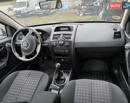 Чорний Рено Меган, об'ємом двигуна 0 л та пробігом 157 тис. км за 5700 $, фото 16 на Automoto.ua