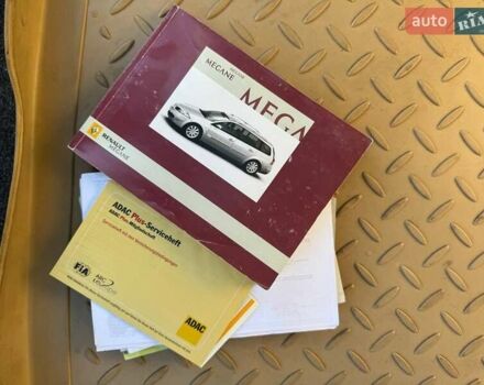 Черный Рено Меган, объемом двигателя 1.6 л и пробегом 348 тыс. км за 4700 $, фото 11 на Automoto.ua