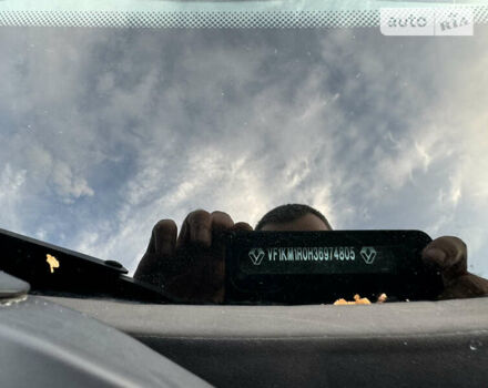 Черный Рено Меган, объемом двигателя 1.6 л и пробегом 170 тыс. км за 5450 $, фото 19 на Automoto.ua