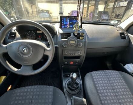 Черный Рено Меган, объемом двигателя 1.6 л и пробегом 239 тыс. км за 4700 $, фото 5 на Automoto.ua