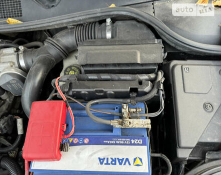 Черный Рено Меган, объемом двигателя 1.6 л и пробегом 170 тыс. км за 5450 $, фото 18 на Automoto.ua