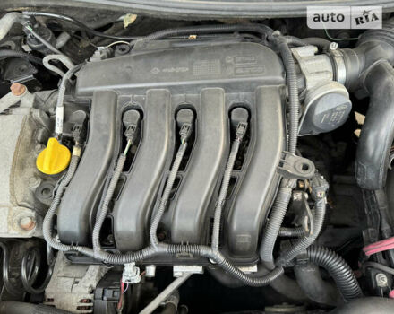 Черный Рено Меган, объемом двигателя 1.6 л и пробегом 170 тыс. км за 5450 $, фото 17 на Automoto.ua