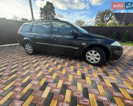 Черный Рено Меган, объемом двигателя 1.6 л и пробегом 348 тыс. км за 4700 $, фото 2 на Automoto.ua