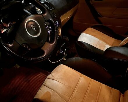 Рено Меган 2006 у Чернігові на Automoto.ua Чорний Рено Меган, об'ємом двигуна 1.5 л та пробігом 298 тис. км за 4990 $, фото 6 на Automoto.ua
