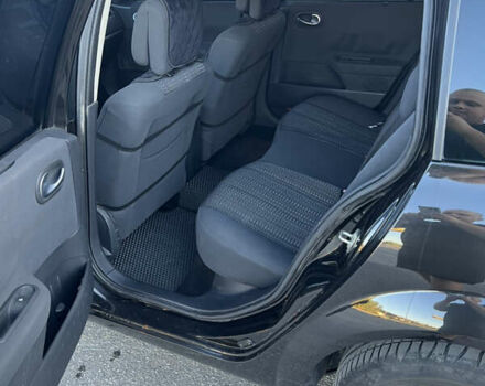 Черный Рено Меган, объемом двигателя 1.6 л и пробегом 153 тыс. км за 6500 $, фото 11 на Automoto.ua