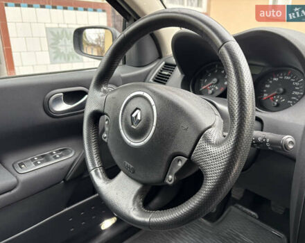 Черный Рено Меган, объемом двигателя 1.6 л и пробегом 229 тыс. км за 5100 $, фото 21 на Automoto.ua