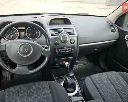 Черный Рено Меган, объемом двигателя 1.6 л и пробегом 199 тыс. км за 4850 $, фото 11 на Automoto.ua