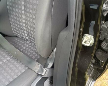 Черный Рено Меган, объемом двигателя 1.6 л и пробегом 186 тыс. км за 5600 $, фото 7 на Automoto.ua