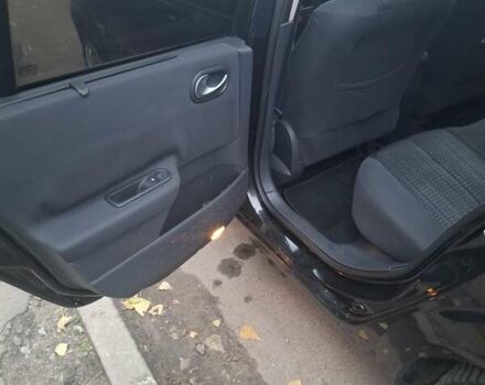 Черный Рено Меган, объемом двигателя 1.6 л и пробегом 215 тыс. км за 5700 $, фото 11 на Automoto.ua