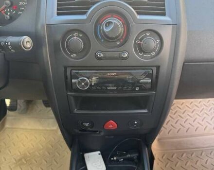 Черный Рено Меган, объемом двигателя 1.6 л и пробегом 348 тыс. км за 4700 $, фото 5 на Automoto.ua