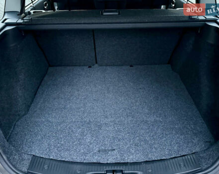 Черный Рено Меган, объемом двигателя 1.6 л и пробегом 68 тыс. км за 6899 $, фото 21 на Automoto.ua