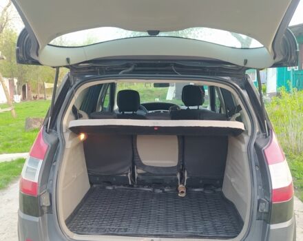 Чорний Рено Меган, об'ємом двигуна 1.6 л та пробігом 202 тис. км за 5100 $, фото 2 на Automoto.ua