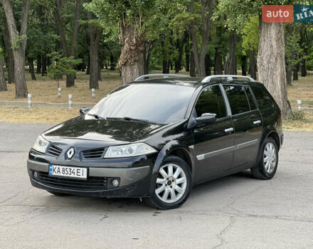 Черный Рено Меган, объемом двигателя 1.9 л и пробегом 300 тыс. км за 3999 $, фото 4 на Automoto.ua