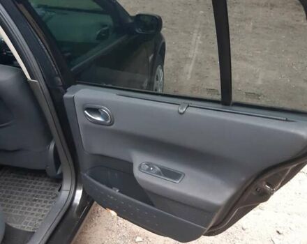 Чорний Рено Меган, об'ємом двигуна 1.6 л та пробігом 250 тис. км за 4500 $, фото 6 на Automoto.ua