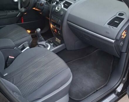 Черный Рено Меган, объемом двигателя 1.6 л и пробегом 215 тыс. км за 5700 $, фото 3 на Automoto.ua