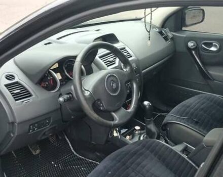 Черный Рено Меган, объемом двигателя 1.6 л и пробегом 283 тыс. км за 4750 $, фото 16 на Automoto.ua