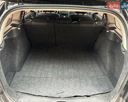 Черный Рено Меган, объемом двигателя 1.6 л и пробегом 229 тыс. км за 5400 $, фото 23 на Automoto.ua