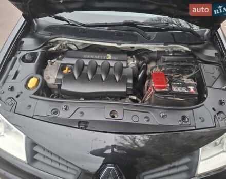 Черный Рено Меган, объемом двигателя 1.6 л и пробегом 215 тыс. км за 5700 $, фото 4 на Automoto.ua