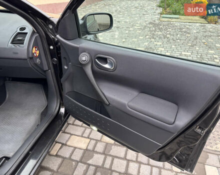 Черный Рено Меган, объемом двигателя 1.6 л и пробегом 229 тыс. км за 5100 $, фото 19 на Automoto.ua