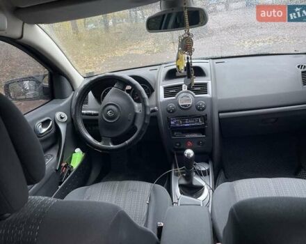 Чорний Рено Меган, об'ємом двигуна 1.6 л та пробігом 260 тис. км за 5400 $, фото 6 на Automoto.ua