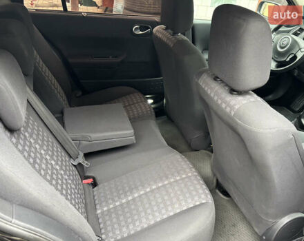 Черный Рено Меган, объемом двигателя 1.6 л и пробегом 229 тыс. км за 5100 $, фото 17 на Automoto.ua