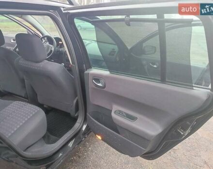 Чорний Рено Меган, об'ємом двигуна 1.6 л та пробігом 163 тис. км за 5600 $, фото 29 на Automoto.ua